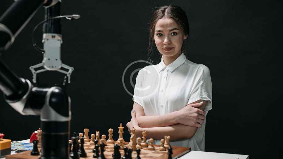 Chess & artificial intelligence: strategy, training, innovation
